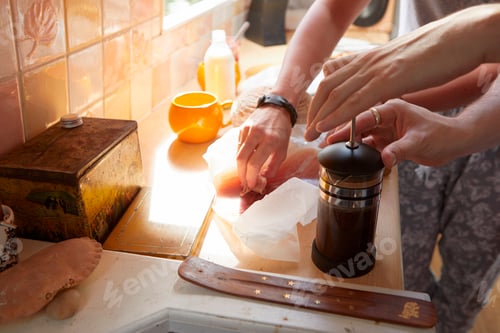 Preview: Couple having breakfast