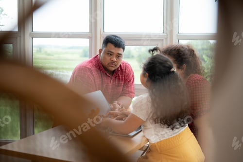 Preview: A plus-size family with a father wearing a prosthetic leg,