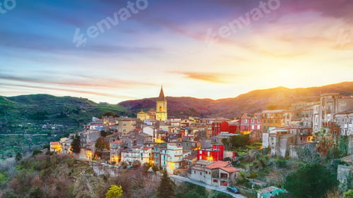 Preview: Mountain village Novara di Sicilia, Sicily, Italy