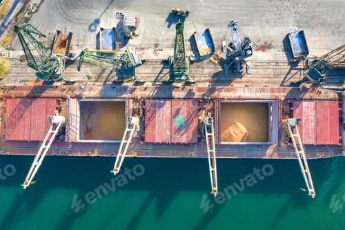Preview: ship loading grain