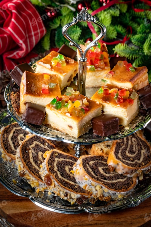 Preview: Various sweet cakes.