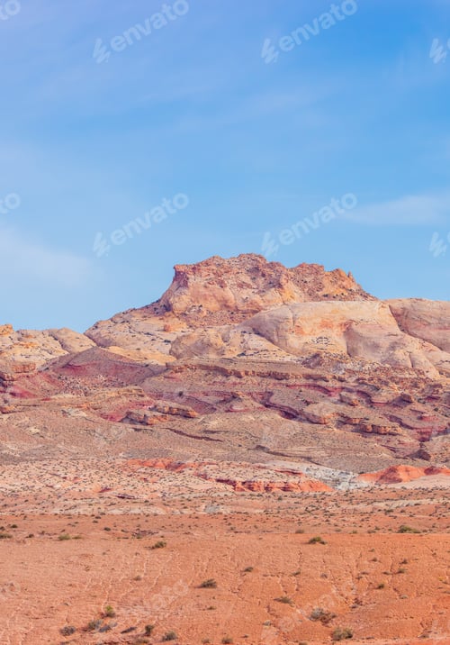 Preview: Vibrant Red Rock Formation Under a Clear Blue Sky in Utah