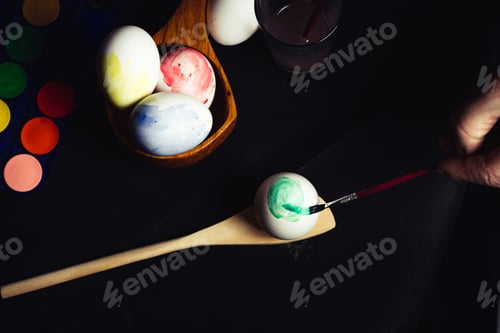 Preview: Crop hand painting Easter egg