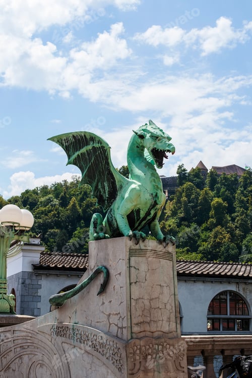 Preview: Dragon bridge in Ljubljana, Slovenia