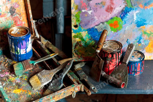 Preview: Art equipment in artists studio