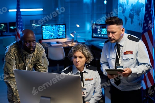 Preview: Looking at online data on screen
