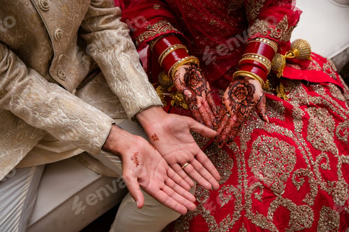 Preview: Henna reddish dye powdered leaves tree Egyptian Asian Indian Muslims Weddings