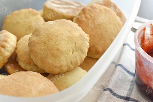 Preview: Scones in a plastic box.