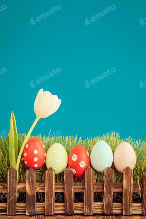 Preview: Easter eggs on green grass