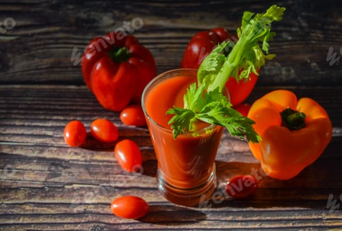 Preview: Fresh Vegetable Juice with Tomatoes and Peppers