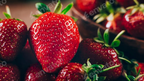 Preview: Fresh Strawberries