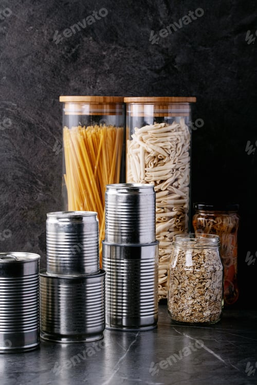 Preview: Canned food in metal cans