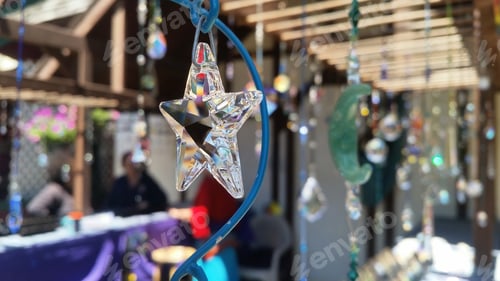 Preview: Hanging star shines with natural light.