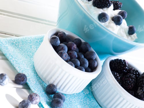 Preview: Yogurt and fruit