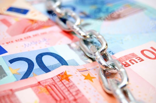 Preview: Chains and denomination euro.