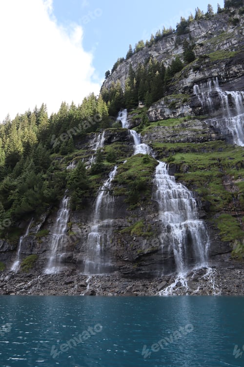 Preview: the 4 waterfalls on lake öschinen
