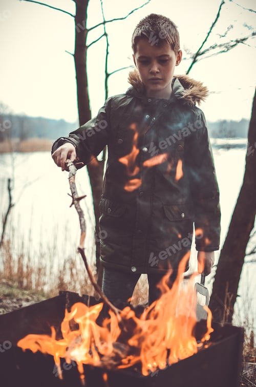 Preview: Boy kindles barbecue