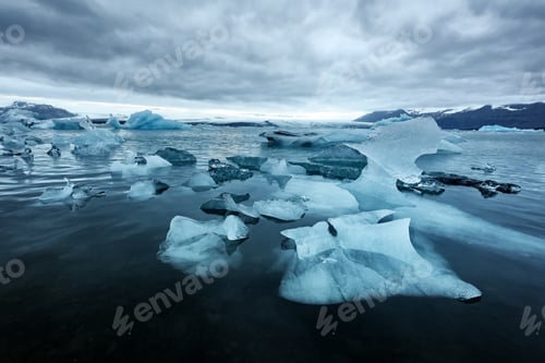 Preview: Jokulsarlon glacier lagoon