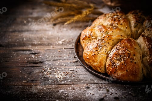 Preview: Tasty triangle buns