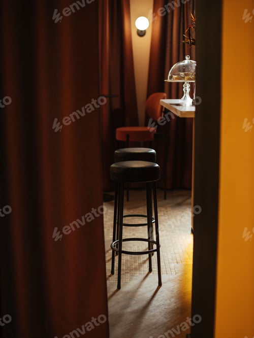Preview: Modern bar. Image of exterior bar