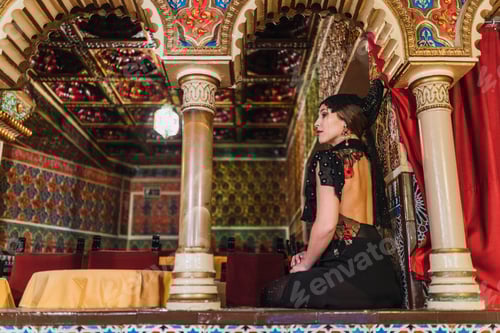 Preview: Charming woman in dress in restaurant