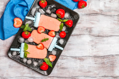 Preview: Homemade strawberry ice cream or popsicles