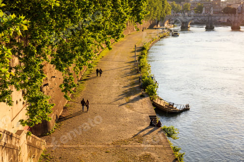 Preview: Path by the Tiber river - Rome, Italy