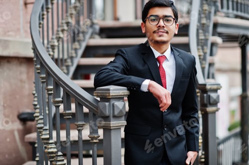 Preview: Stylish indian man