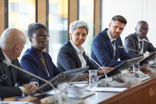 Preview: People working in team