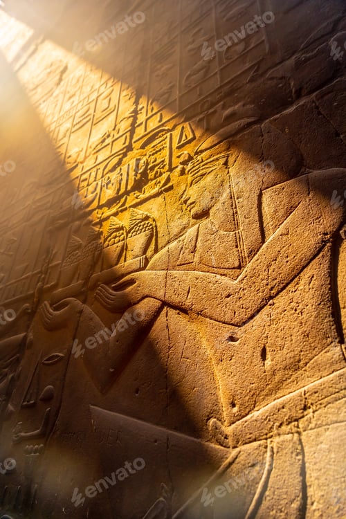 Preview: Detail of beautiful natural light on an ancient egyptian drawings inside the Luxor Temple