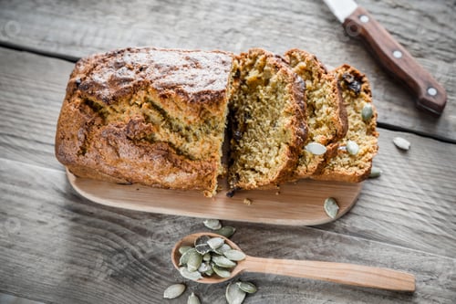 Preview: Pumpkin bread on the wooden board