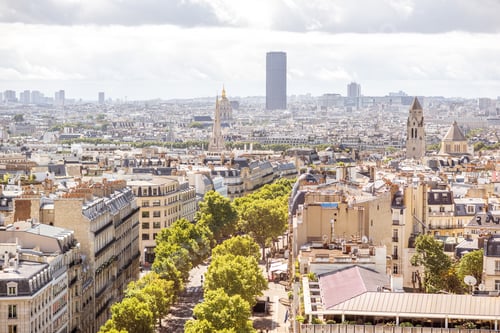Preview: Cityscape view of Paris
