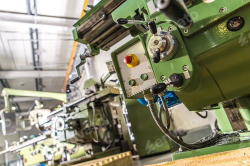 Preview: Metal Lathe Machinery