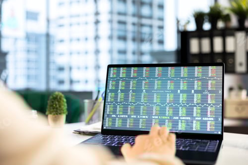 Preview: General director searching for an investment solution and the right offer