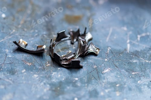 Preview: Separator of broken ball bearing in car automatic transmission