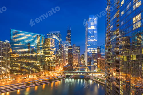 Preview: Chicago, Illinois, USA Cityscape