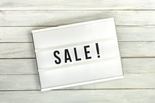 Preview: Light box with Sale written