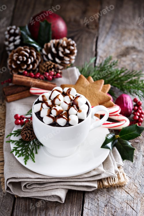 Preview: Christmas hot chocolate with festive decorations