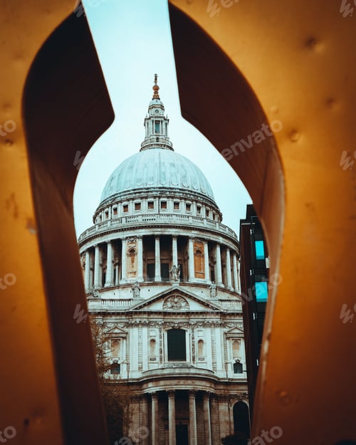 Preview: St Paul cathedral in london England old construction and religion