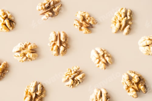Preview: Walnut Kernels Flat Lay on Beige.