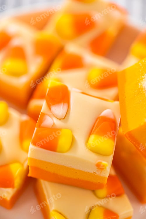 Preview: Candy corn fudge