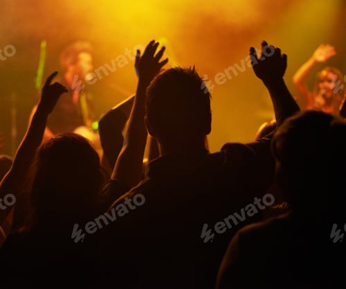 Preview: Music is the best when its live