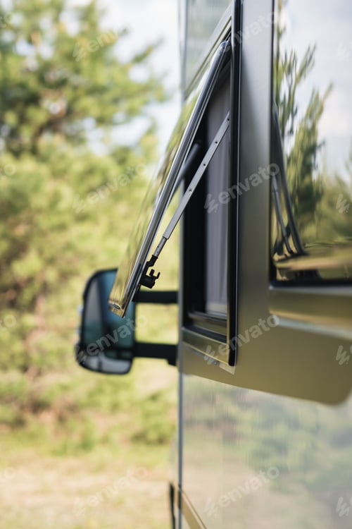 Preview: a vacation trip in a motorhome, a rest in a van