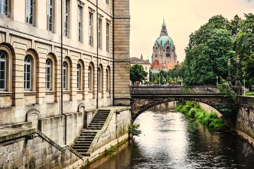 Preview: Germany, Lower Saxony, Hannover, New town hall and canal, Leine river
