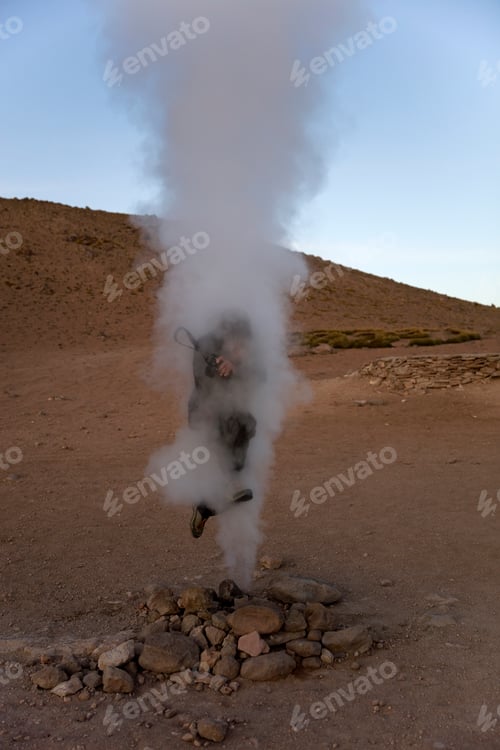 Preview: Geysers Sol de Manana in Bolivia