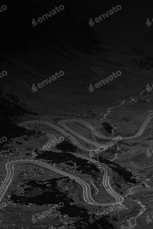 Preview: Grayscale of the winding Transfagarasan road