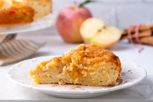 Preview: Caramelized apple cake is a delicious dessert. Turkish name; elmali kek