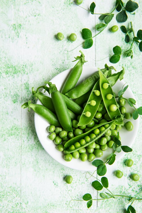 Preview: Fresh green peas pods and green peas