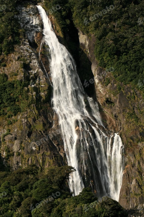 Preview: Milford Sound, Te Wahipounamu, New Zealand