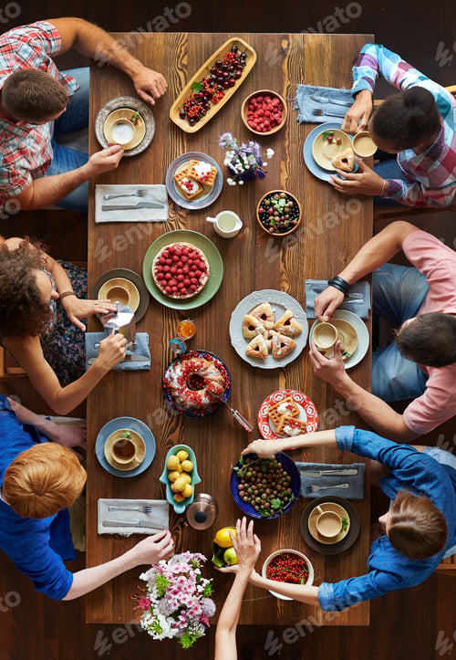 Preview: Gathering for festivity